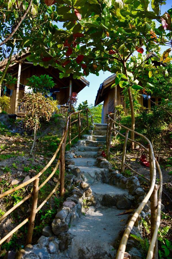 Pristine Paradise Dive Resort - Togean Islands, Una Una Pulau Unauna Ngoại thất bức ảnh